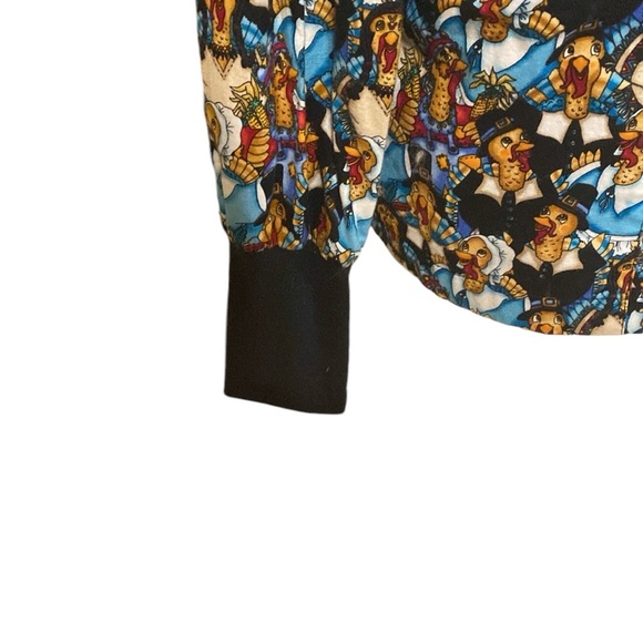 White Cross Pilgrim Turkey Thanksgiving Scrub Top, Long Sleeve, Size Large - Picture 2 of 7
